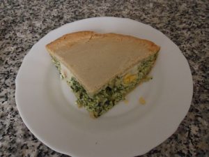 Tarta Pascualina de alcachofas - espinacas y huevos