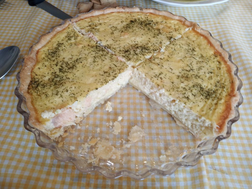 Quiche de salmón y puerro