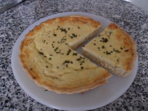 Quiche de salmón y puerro