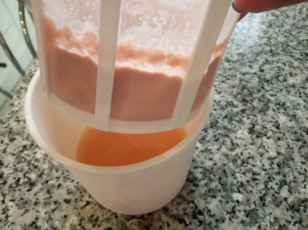 Petit de fresa casero con yogurtera