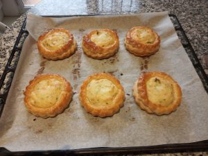 Tartaletas de hojaldre con salmón de Bofrost