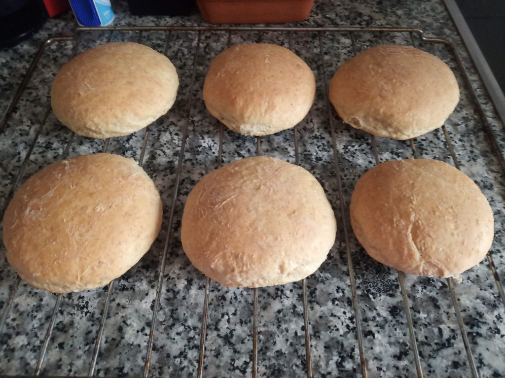 Pan de salvado de avena con aceite y huevo