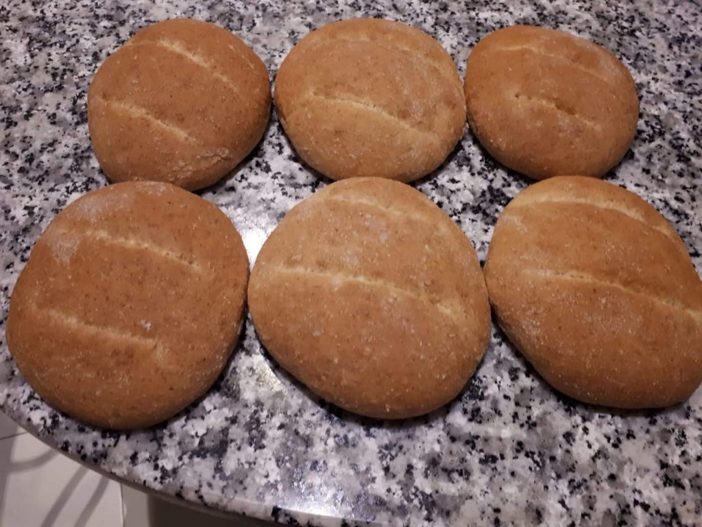 Pan de salvado de avena con aceite y huevo