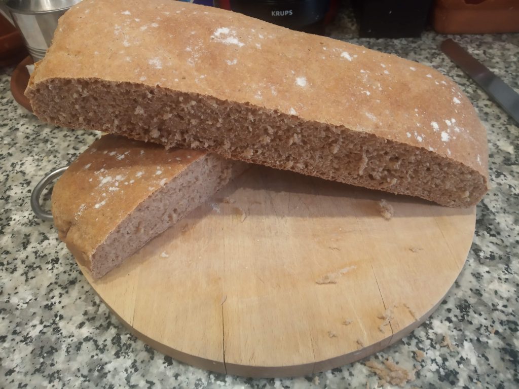 Pan de espelta integral