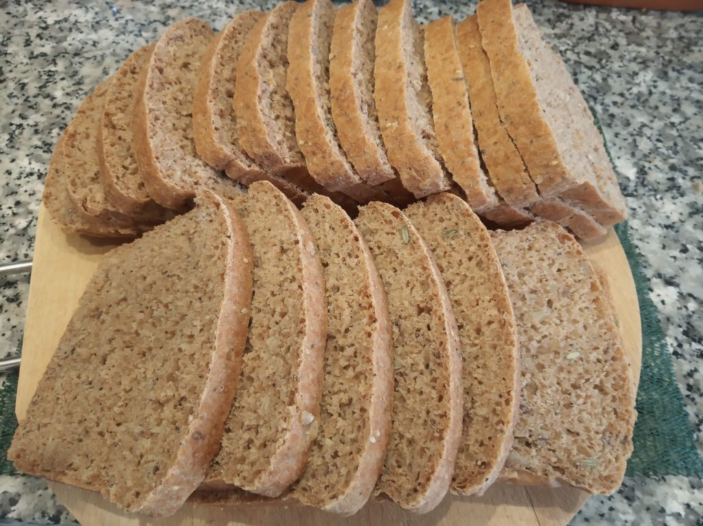 Pan de espelta integral con mezcla de semillas