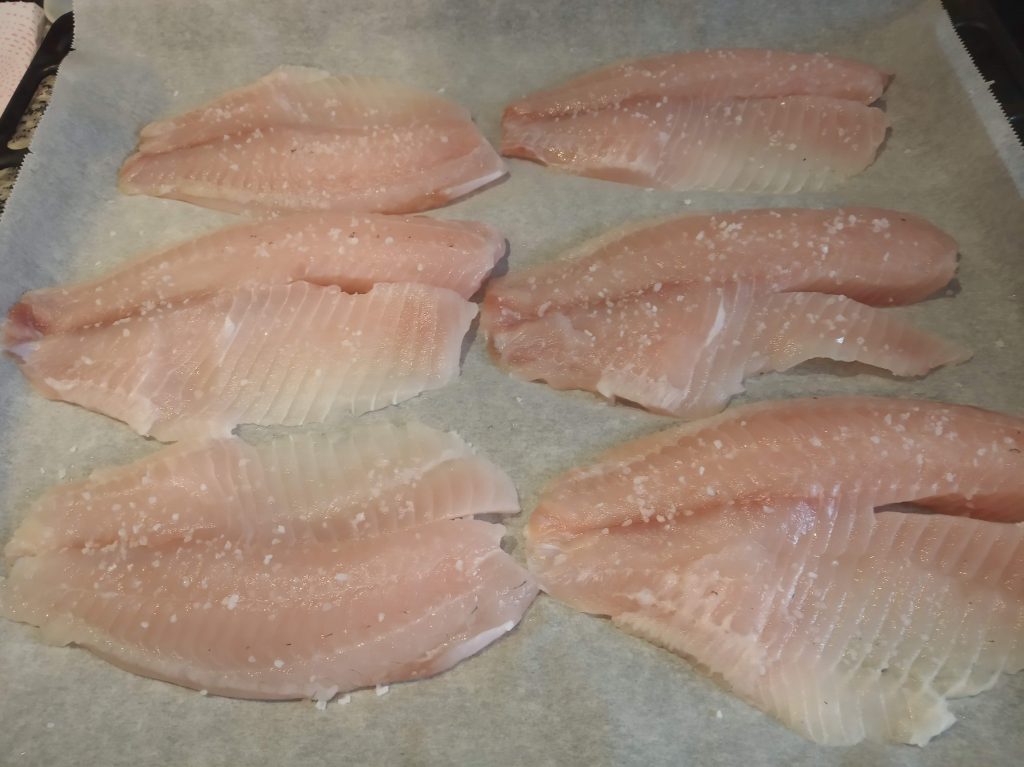 Filetes de Tilapia alioli al horno