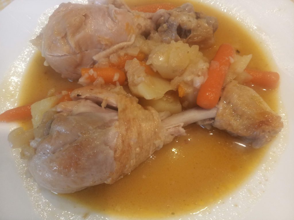 Pollo entero o muslitos asado en olla a presión