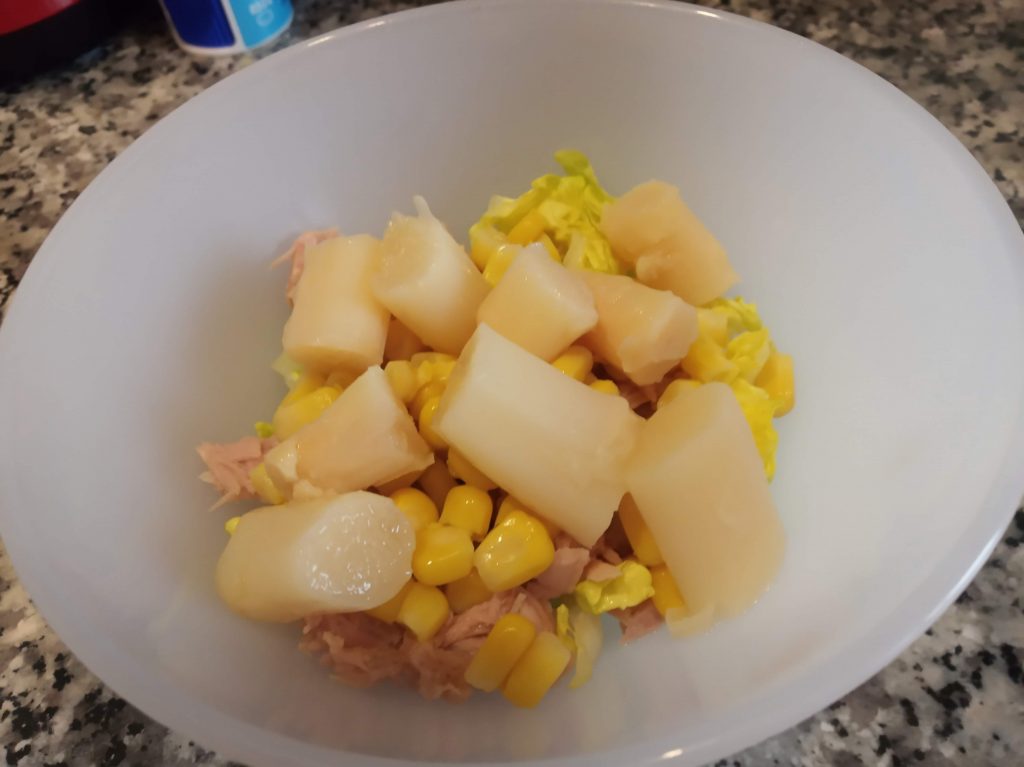 Ensalada de atún natural con mostaza