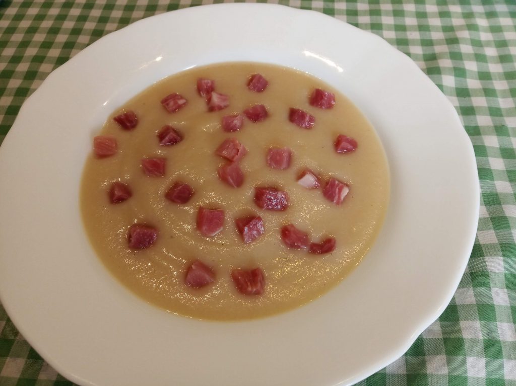 Crema de coliflor y manzana