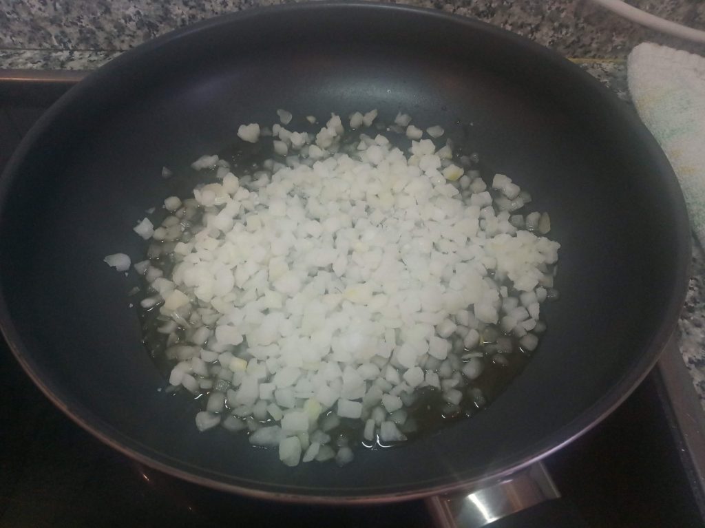 Coles de Bruselas con arroz y garbanzos