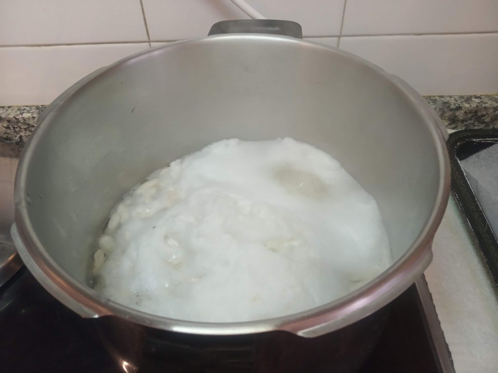 Fabadas asturianas en olla exprés