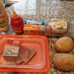 Ensalada de patatas cocidas con mejillones y atún